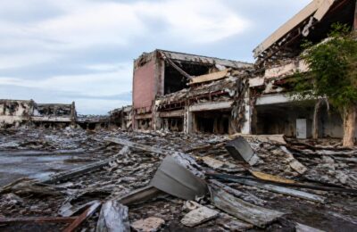 Cutremur de magnitudine 7,1 în Japonia. Zeci de persoane sunt prinse sub dărâmăturile unui centru comercial prăbușit