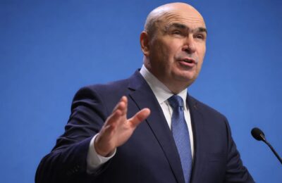Guvernul garantează că niciun salariu public nu va scădea și acuză sindicatele de dezinformare