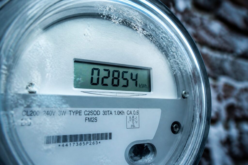 Prețurile la electricitate ar putea crește cu până la 20% în iarna 2026-2027