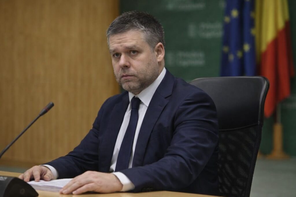 Primăria Capitalei propune suspendarea ajutorului pentru persoanele cu handicap și eliminarea Voucherului Materna