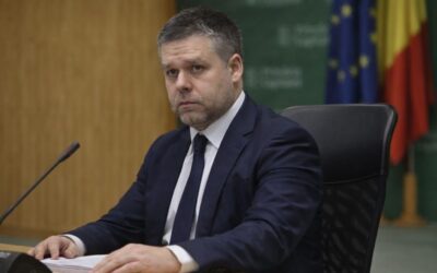 Primăria Capitalei propune suspendarea ajutorului pentru persoanele cu handicap și eliminarea Voucherului Materna