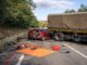 Trei persoane inclusiv un minor au murit într-un accident cu un camion militar în Mureș