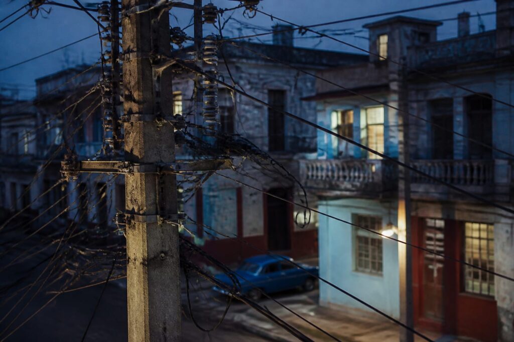 Cuba estimează un deficit de electricitate de 2.070 MW la vârful de consum de vineri seara
