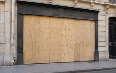 Aproape 1.000 de persoane au fost arestate în Franța la protestele față de scumpiri