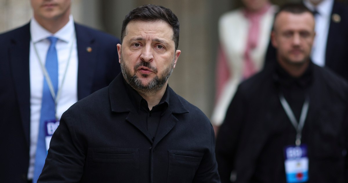Liderul ucrainean solicitând sancțiuni aspre